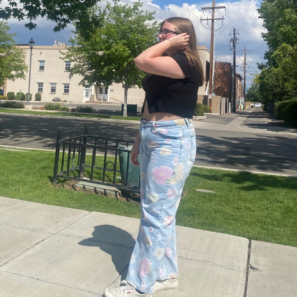 Meet your Posher, Chloe